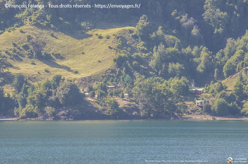 Fsai161218_Chili-Puerto_Varas-Lago_Todos_Los_Santos_06.jpg