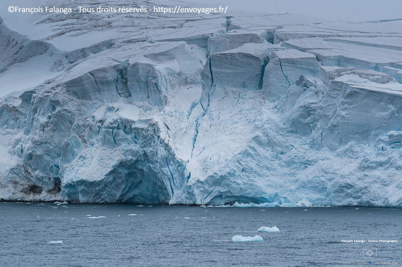 Fsai221229_Antartique-Baie-Espoire_56.jpg