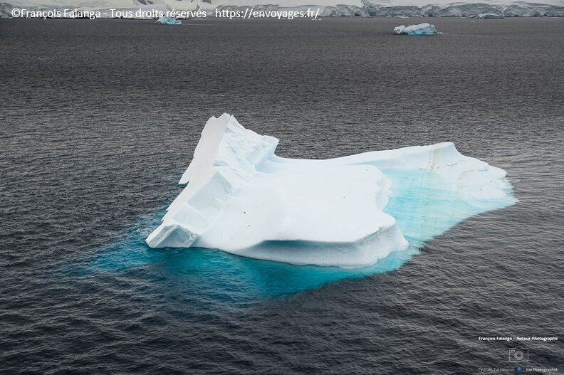 Fsai221230_Antarctique-Baie-Wilhelmine_038.jpg