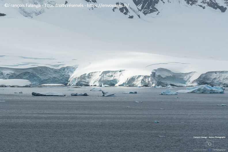 Fsai221230_Antarctique-Baie-Wilhelmine_047.jpg