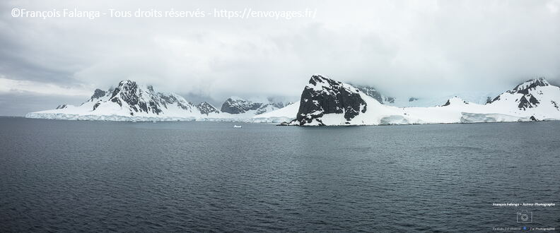 Fsai221230_Antarctique-Ile-Curville_132.jpg