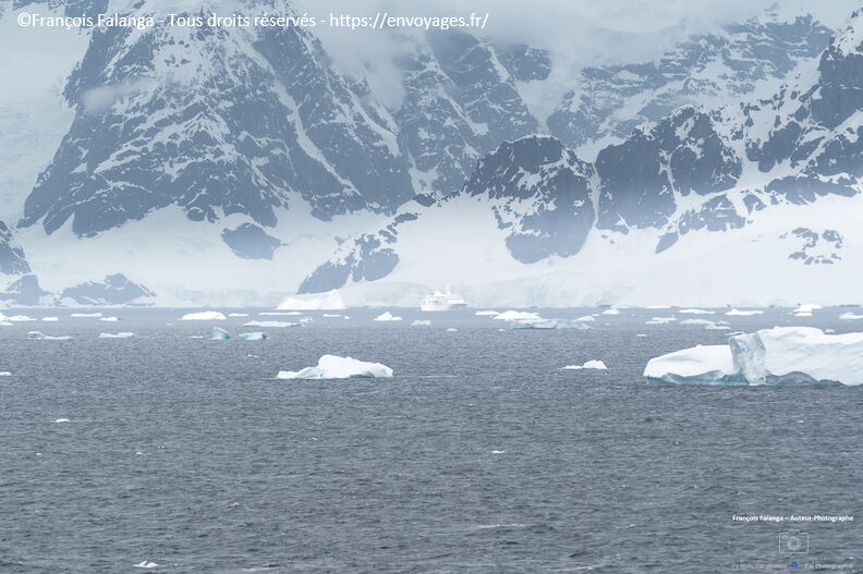 Fsai221231_Antarctique-Chenal-Neumayer_71.jpg