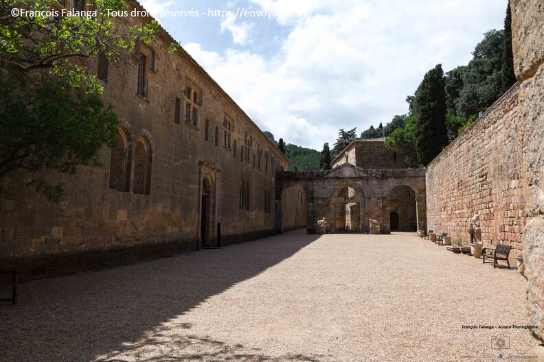 Fsai230516_Occitanie_Fontfroide_06.jpg
