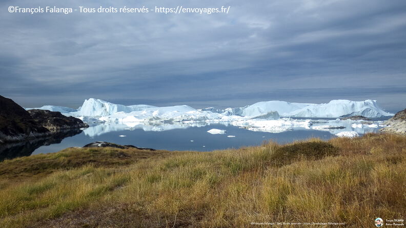Fsai190821_011-IllulisatIcebergs.jpg