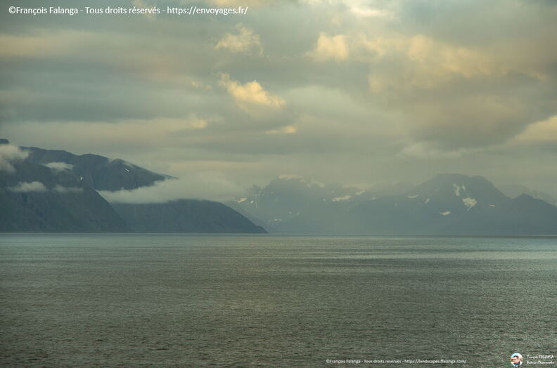 Fsai190905_25-Norvege-Honningsvag-Tromso.jpg